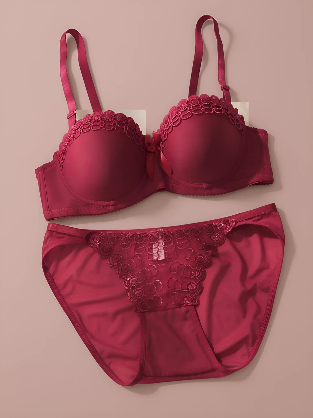 J3828 Red