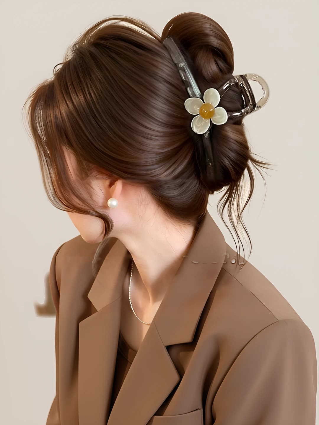 3# Beige flower clip 13 cm