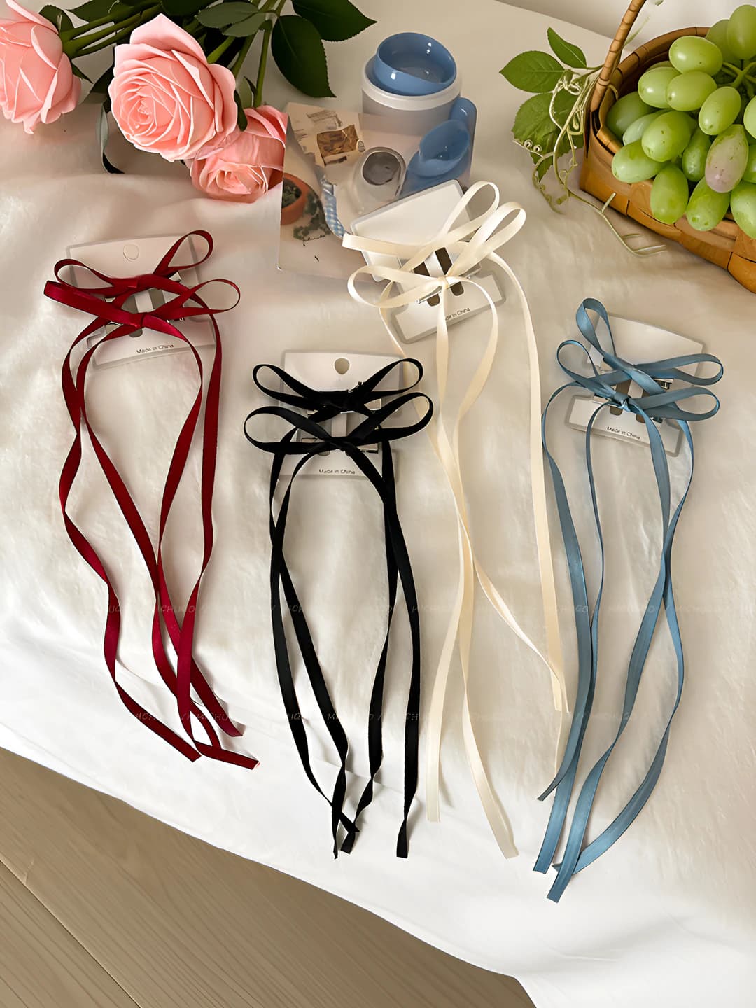 Women's hair clips and combs with ribbon bow in Korean style