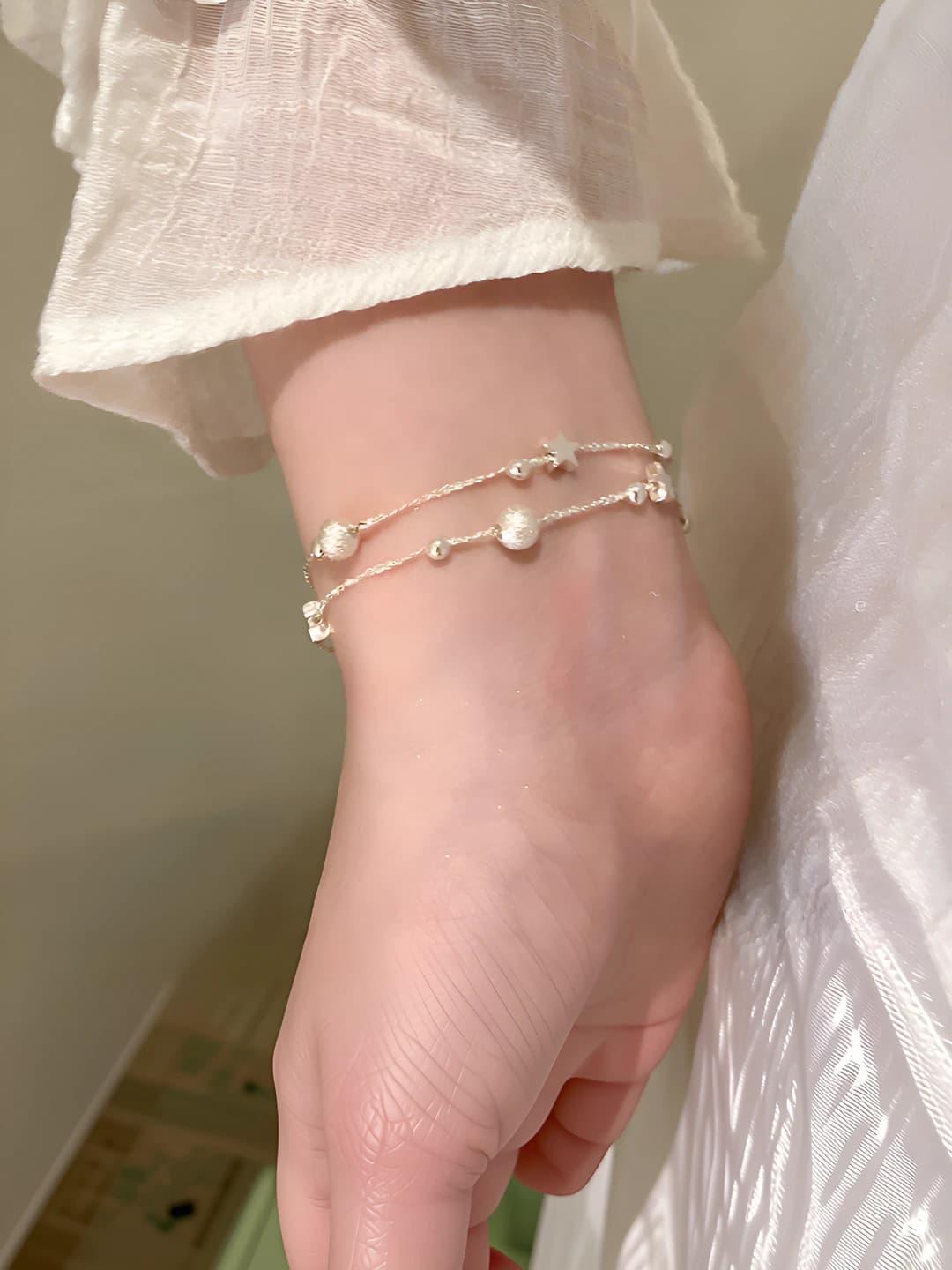 Women's silver matte two-layer anklet with star design