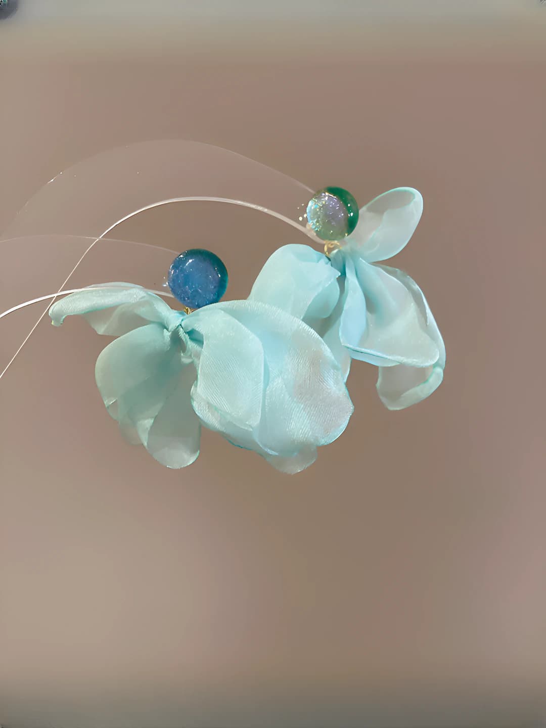 172# Silver - Blue flower