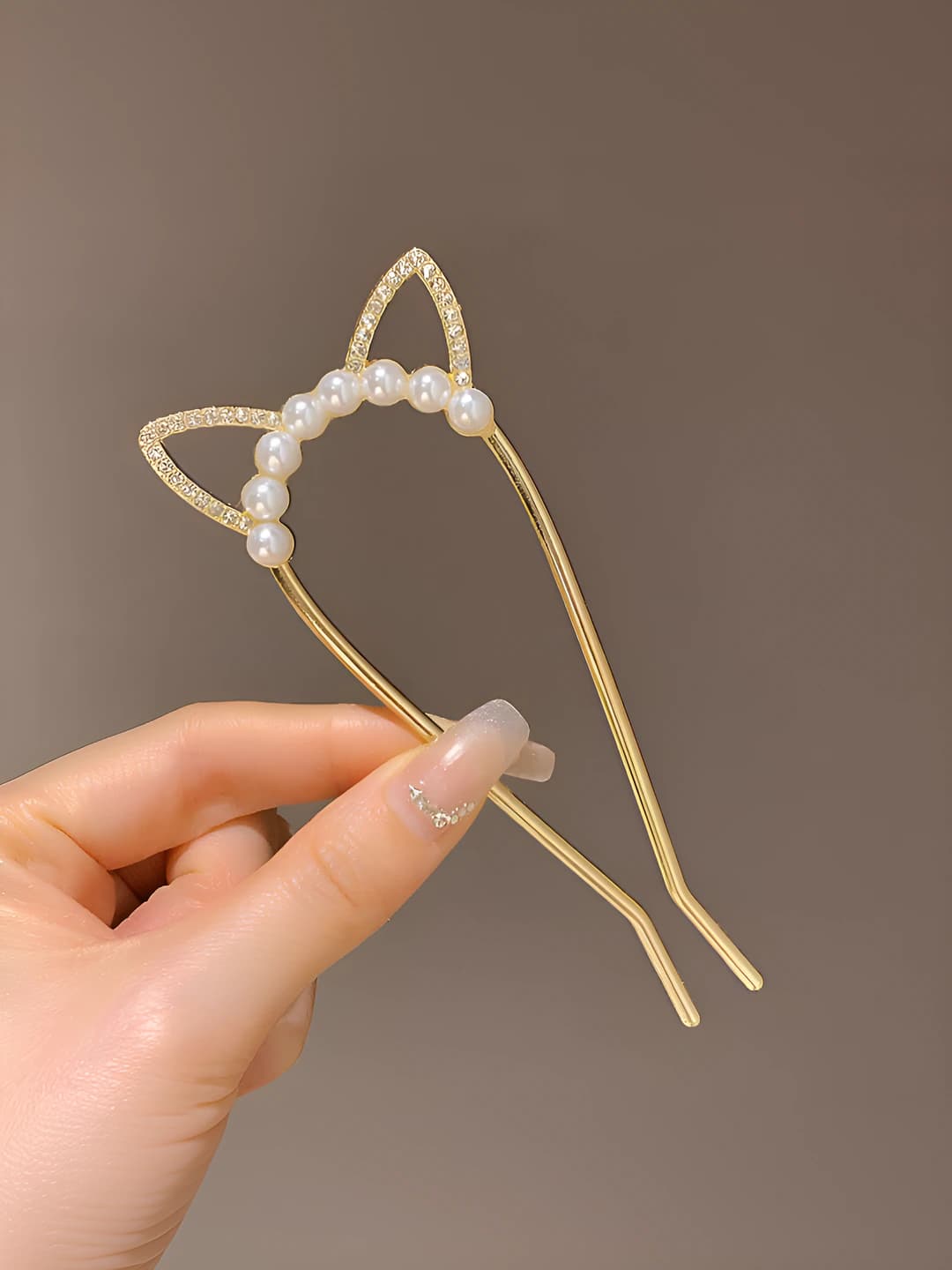 2# Gold cat ears pearl pin