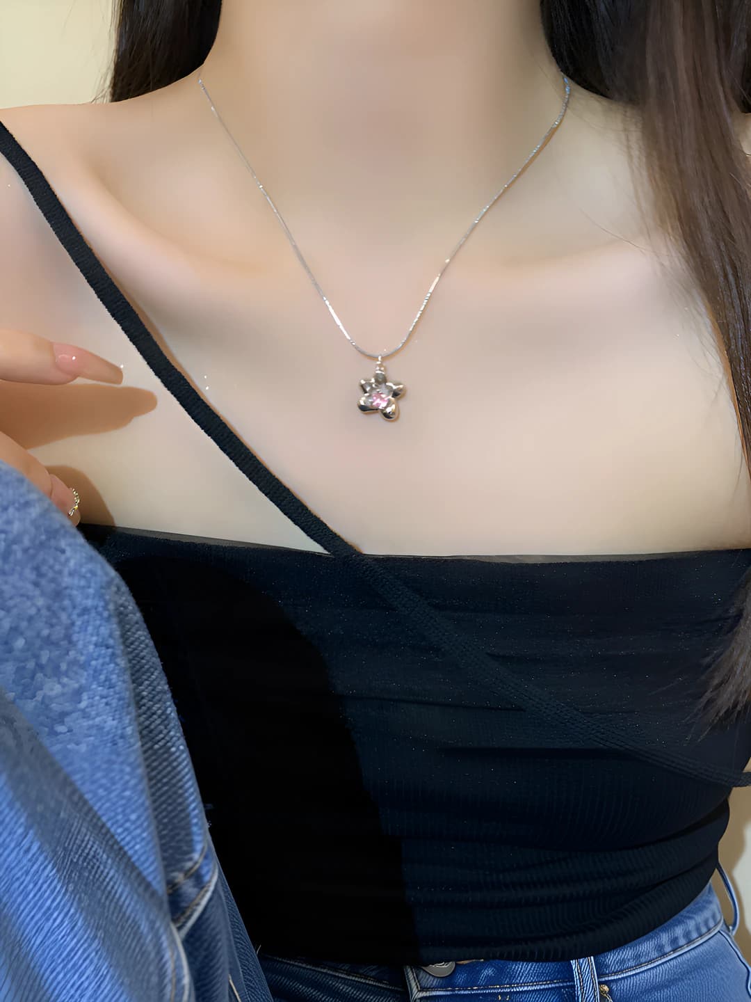 Women's pink star necklace in sweet style