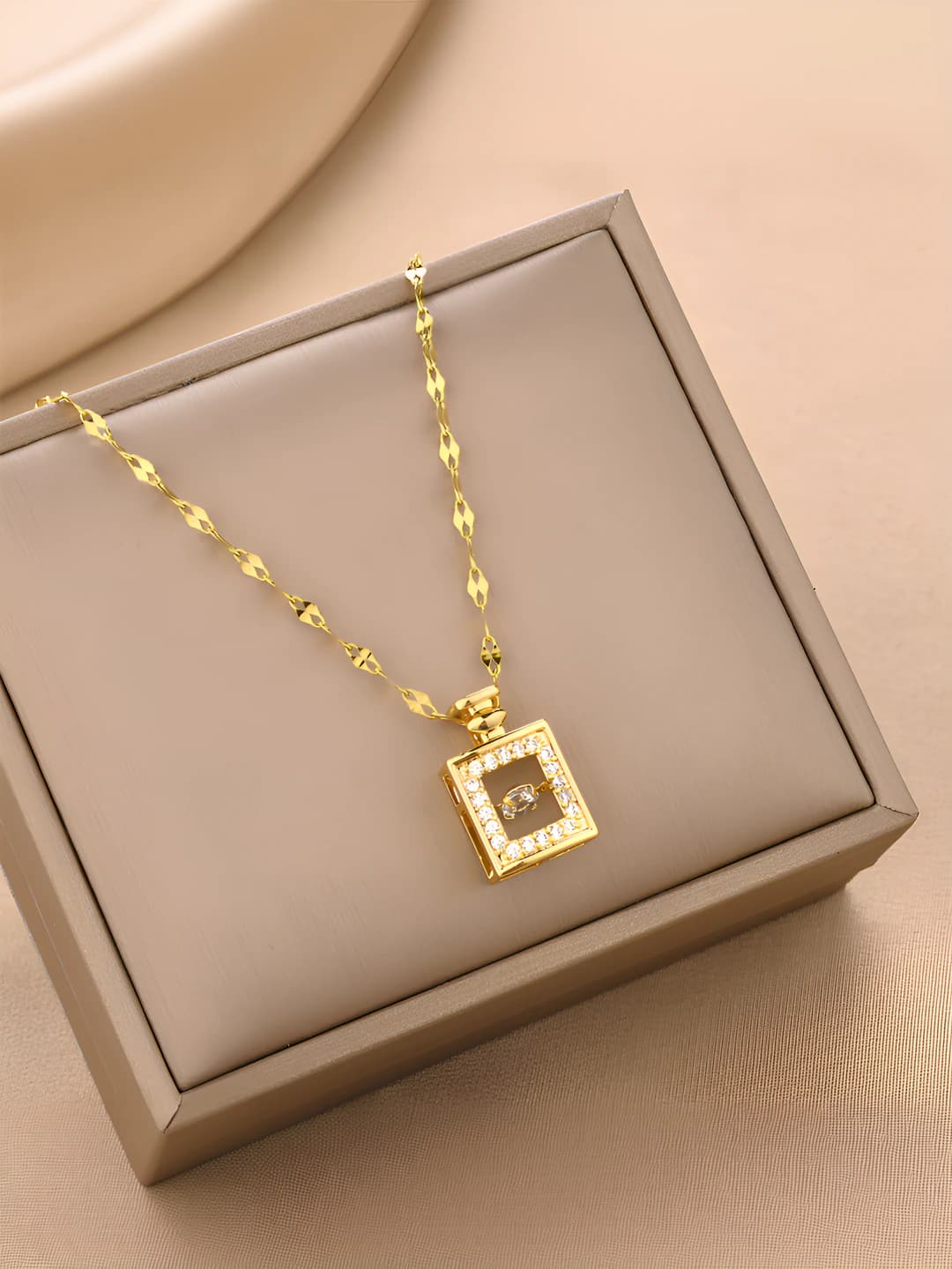 9029-Gold