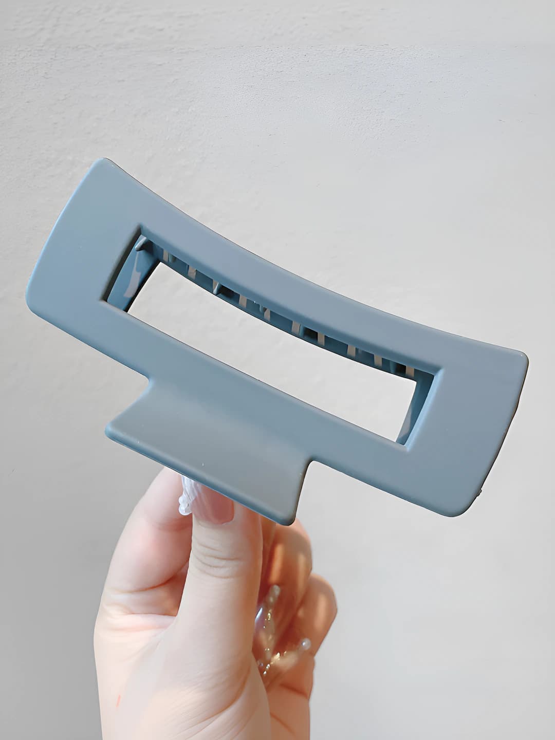 6# Grey-blue square clip
