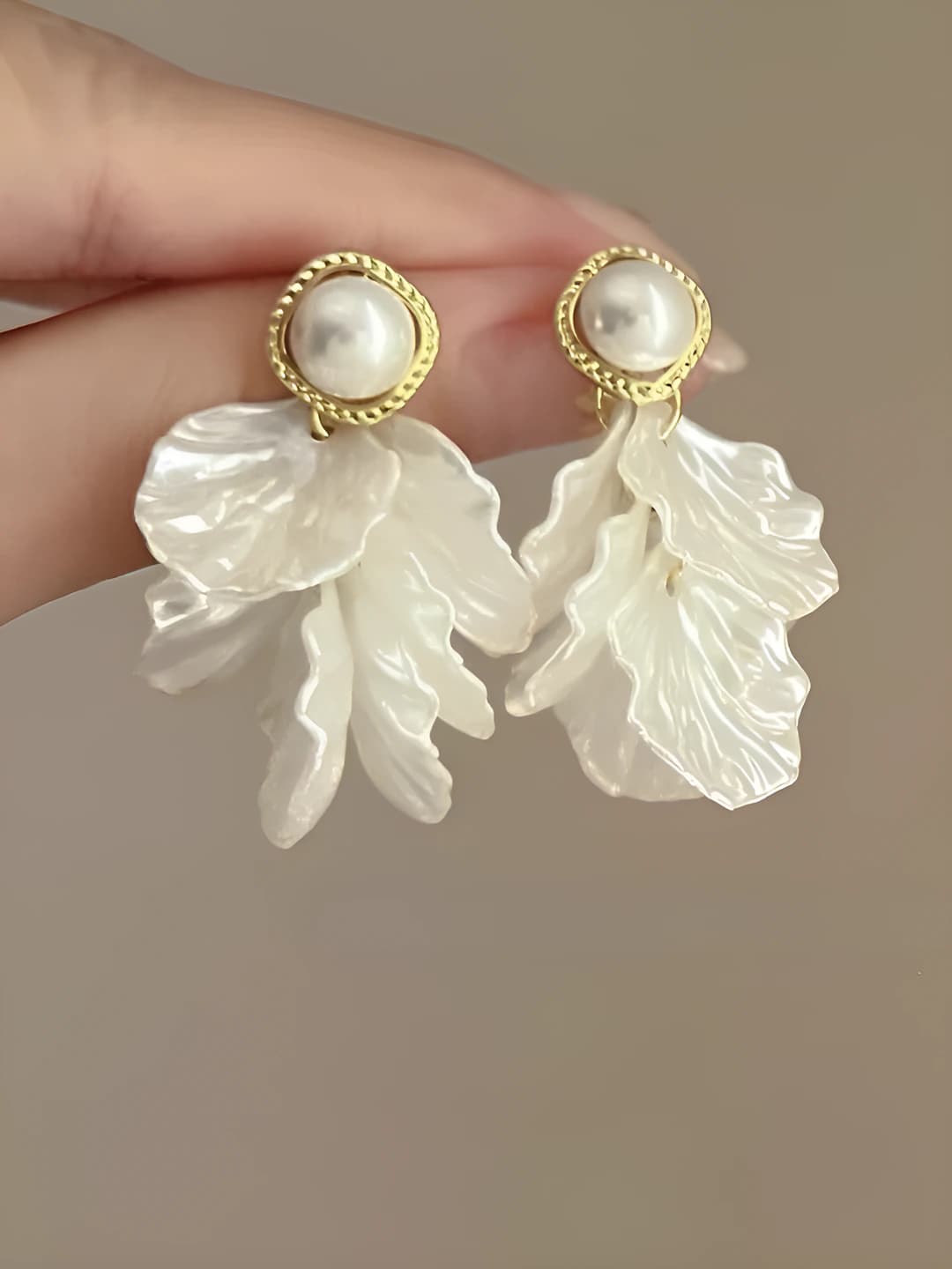 Pearl floral fringe studs