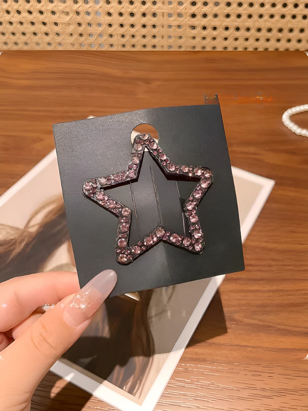 Purple five-pointed star