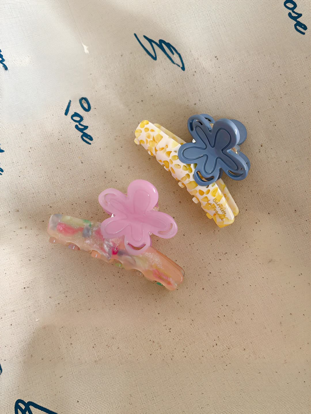 Women's colorful floral acetate hair clips and combs (shark clips)