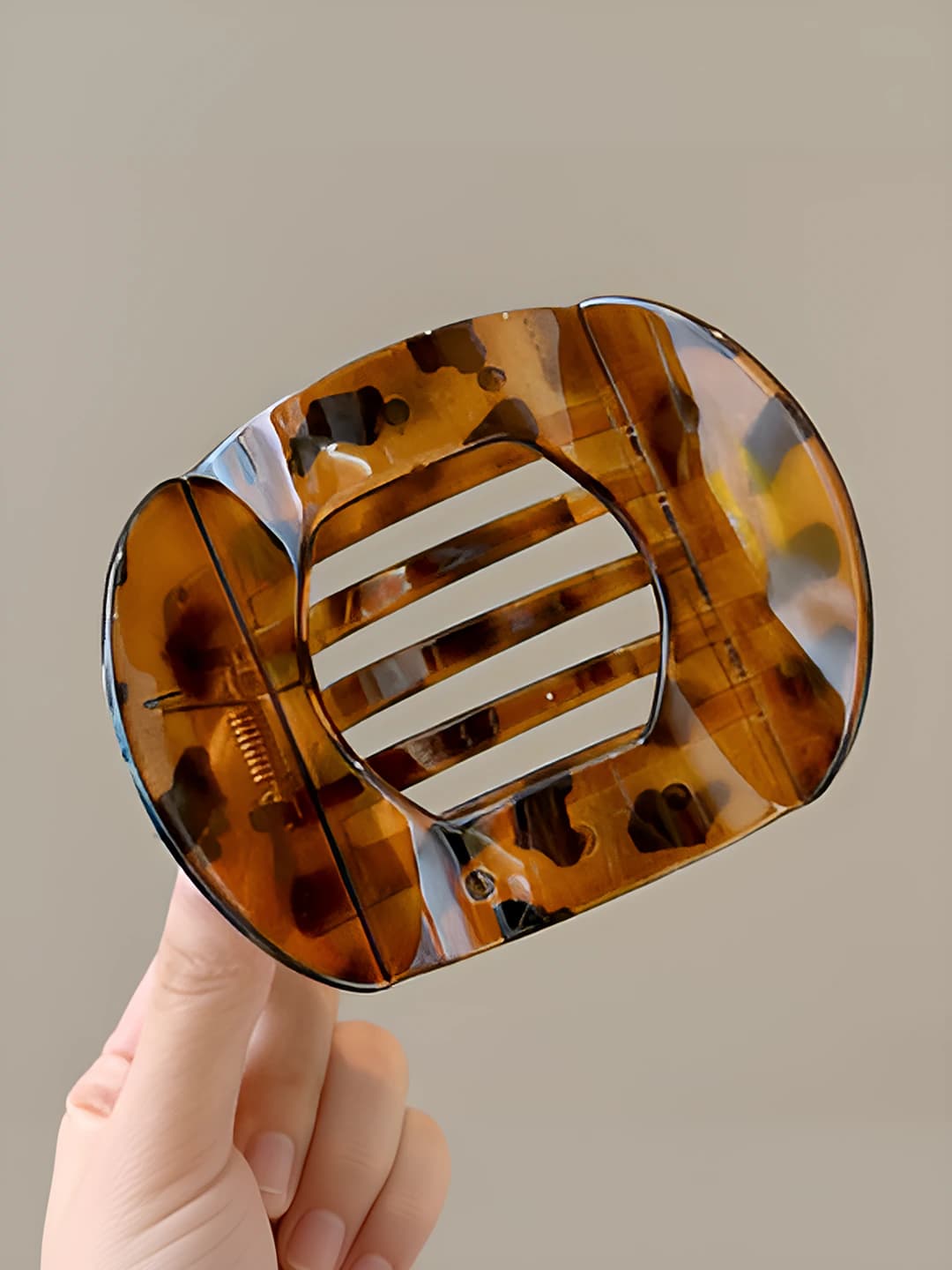 2# Leopard amber