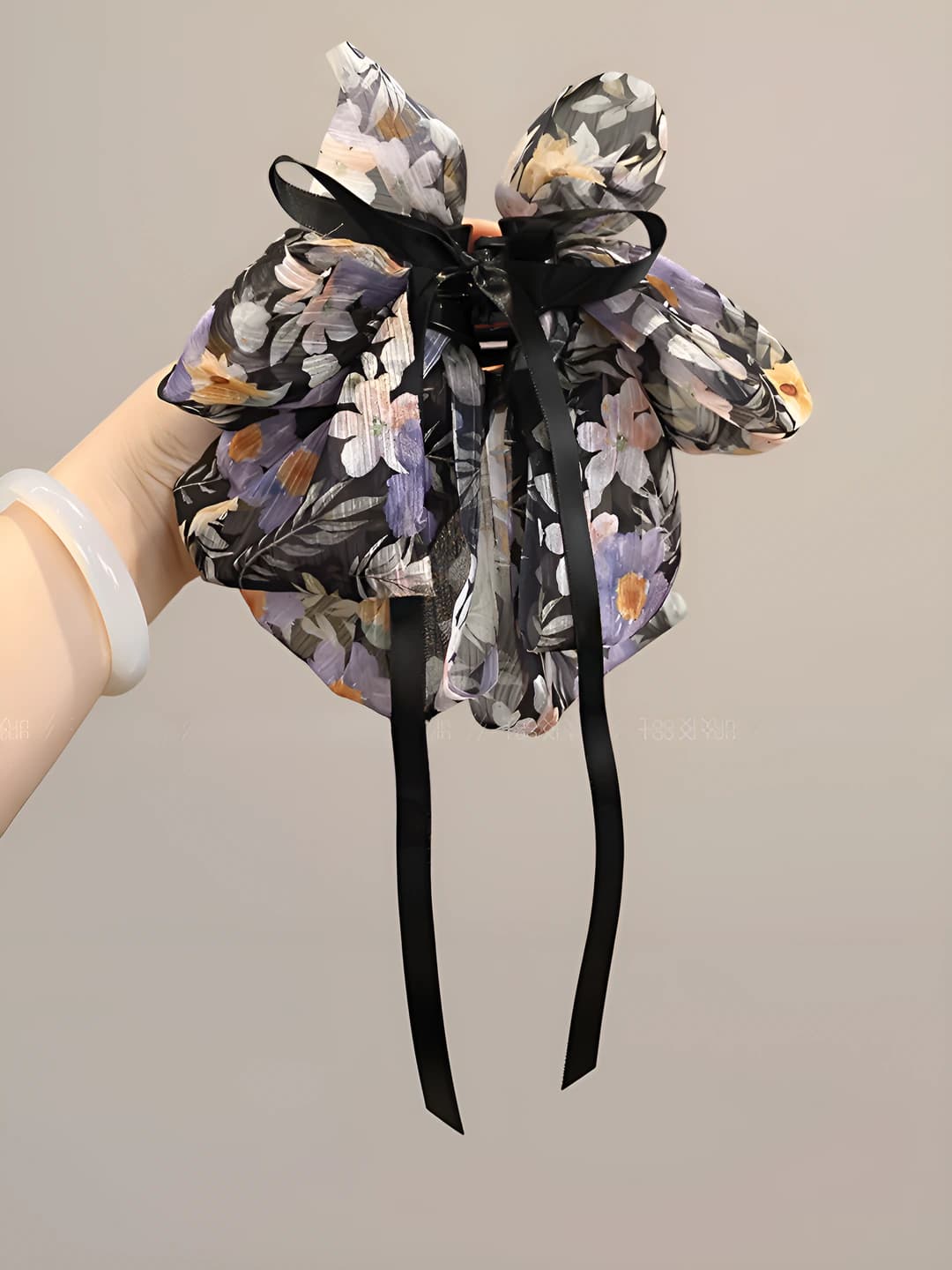 Mayda gulli bow clip