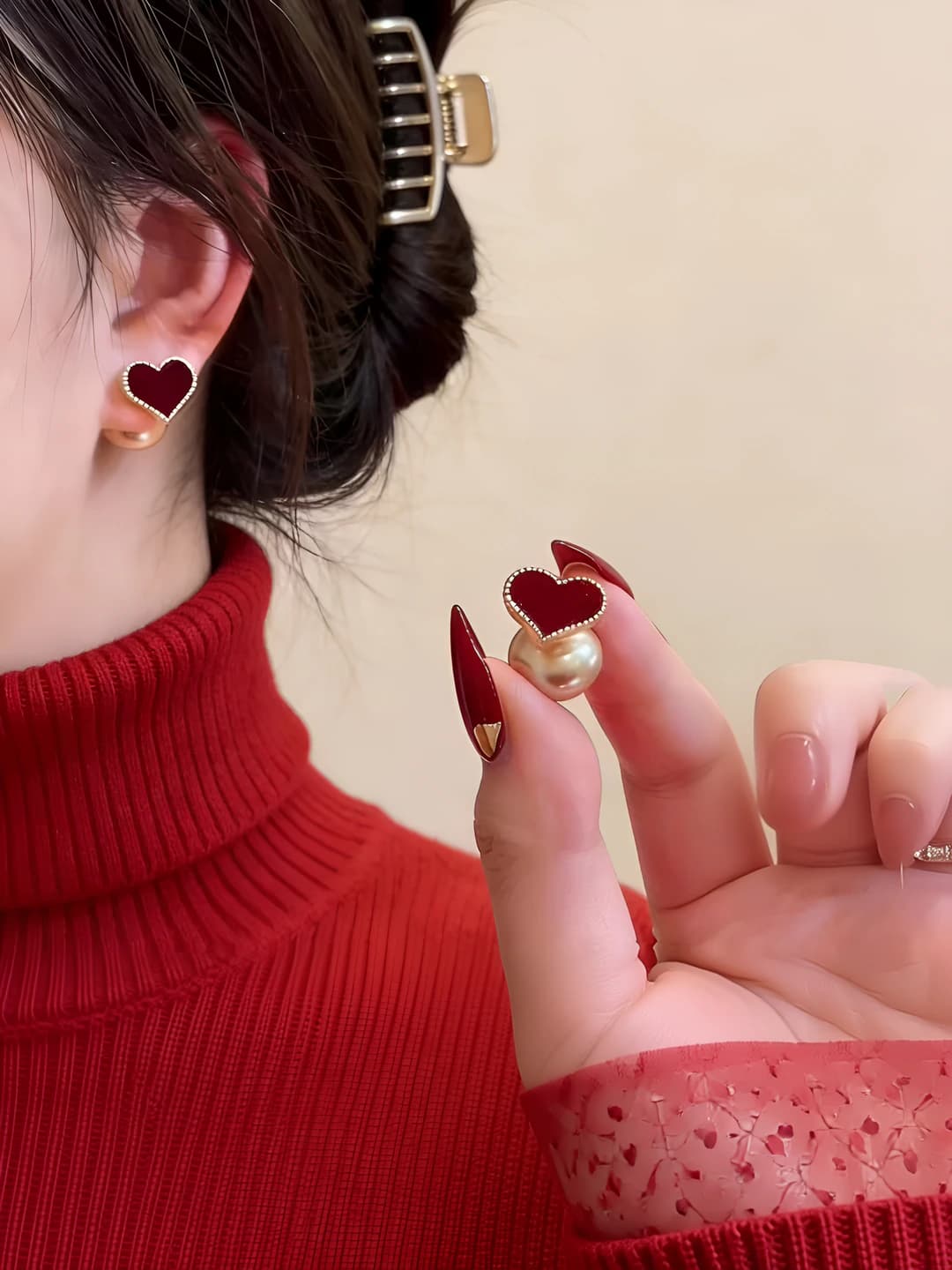 Red heart pearl studs