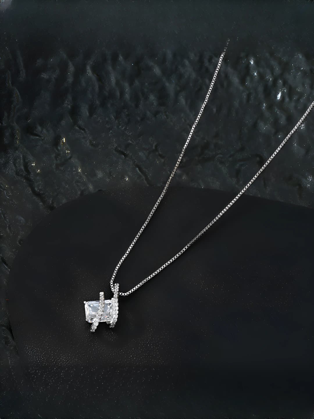 Серебряный XL68104