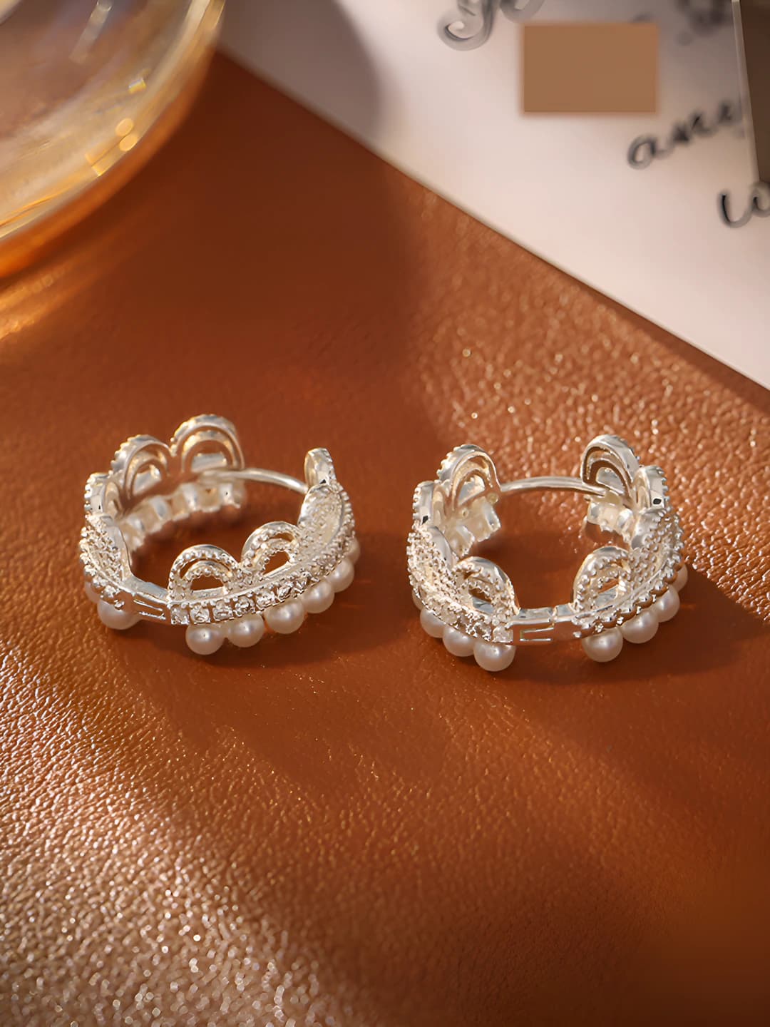 Lace pearl earrings