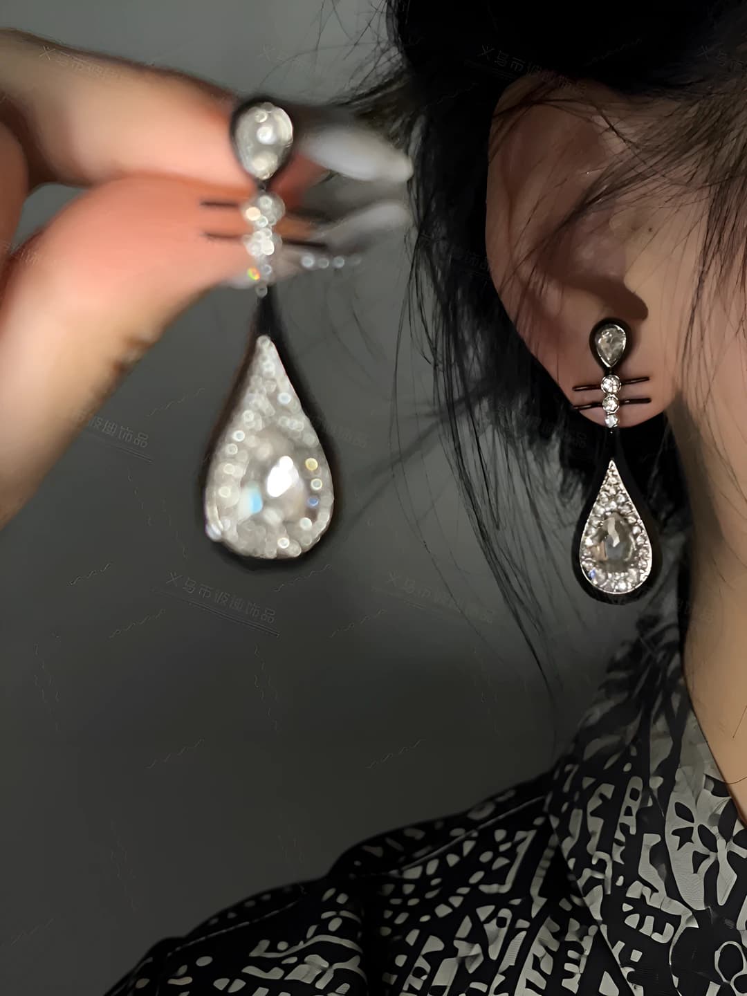 12# Silver post - Black