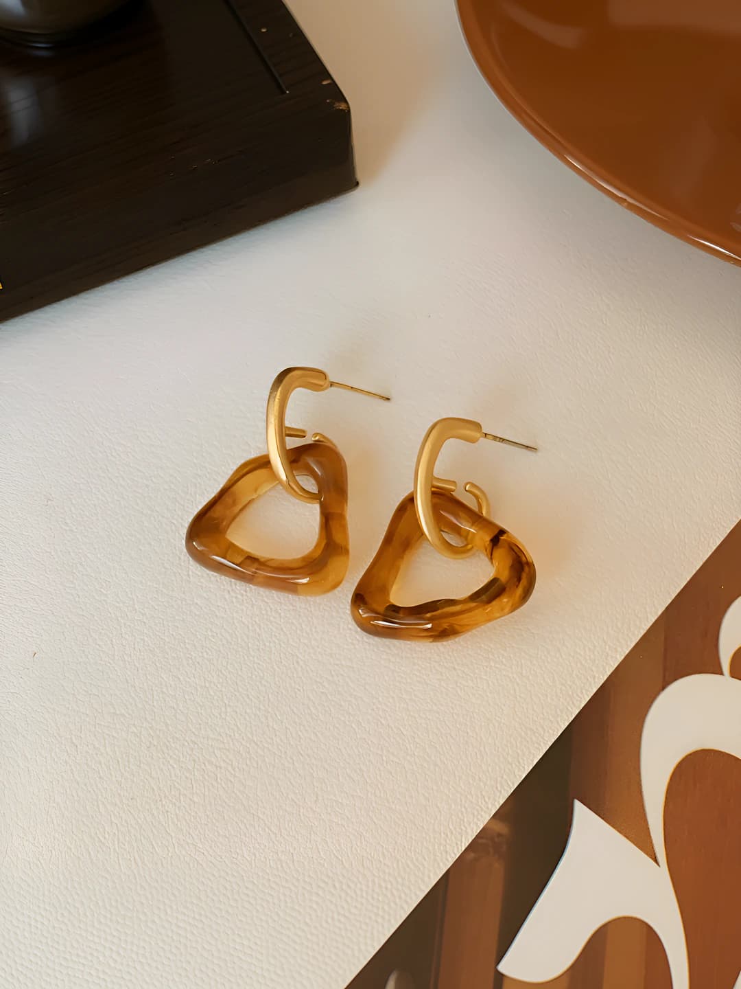 02 Caramel amber triangle earrings
