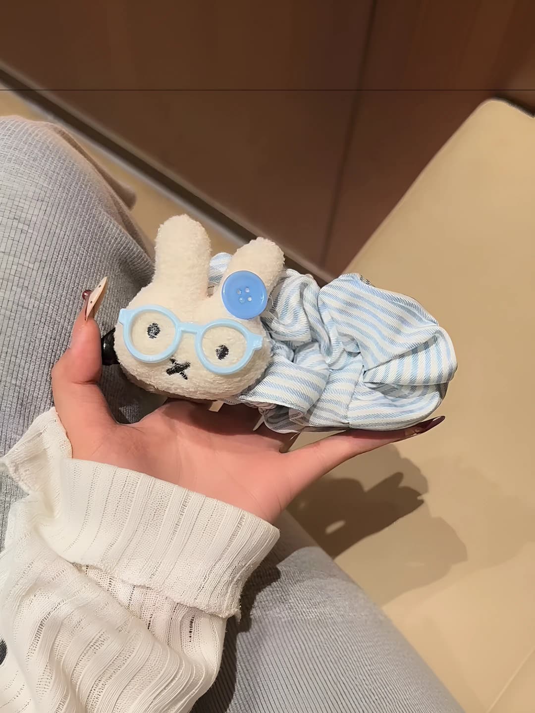 Ko'k yo'l-yo'l Miffy
