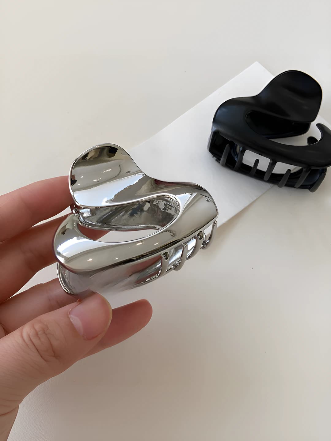 Women's summer metal hair clips and combs: premium feel, for thick hair, back of head updo, handmade, five-pointed star, shark claw clip