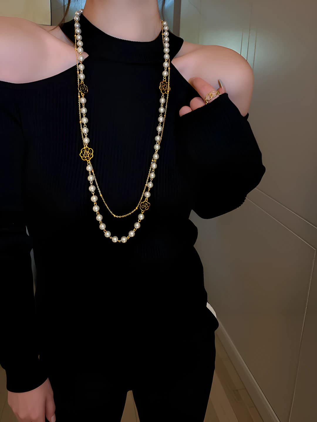 6# Necklace - Standard - White - Double layer