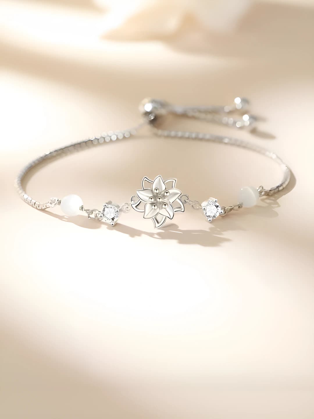 SL269 - Silver-white - Jasmine