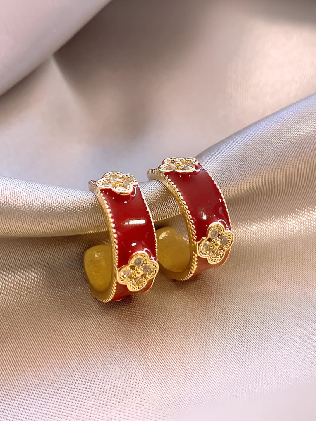 16# Silver post - Gold - Red