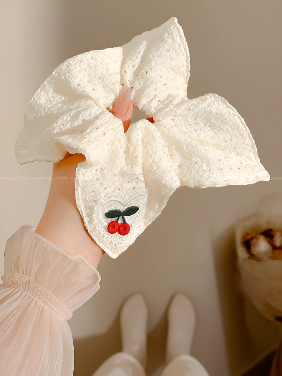 White heart & cherry, 12 cm