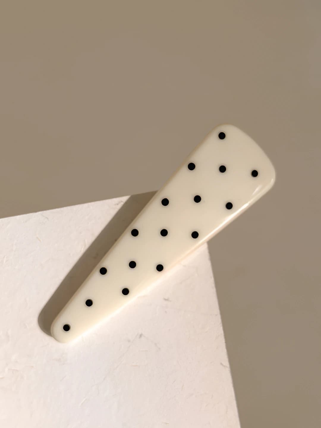 2# Beige black polka dot clip ~5.7cm