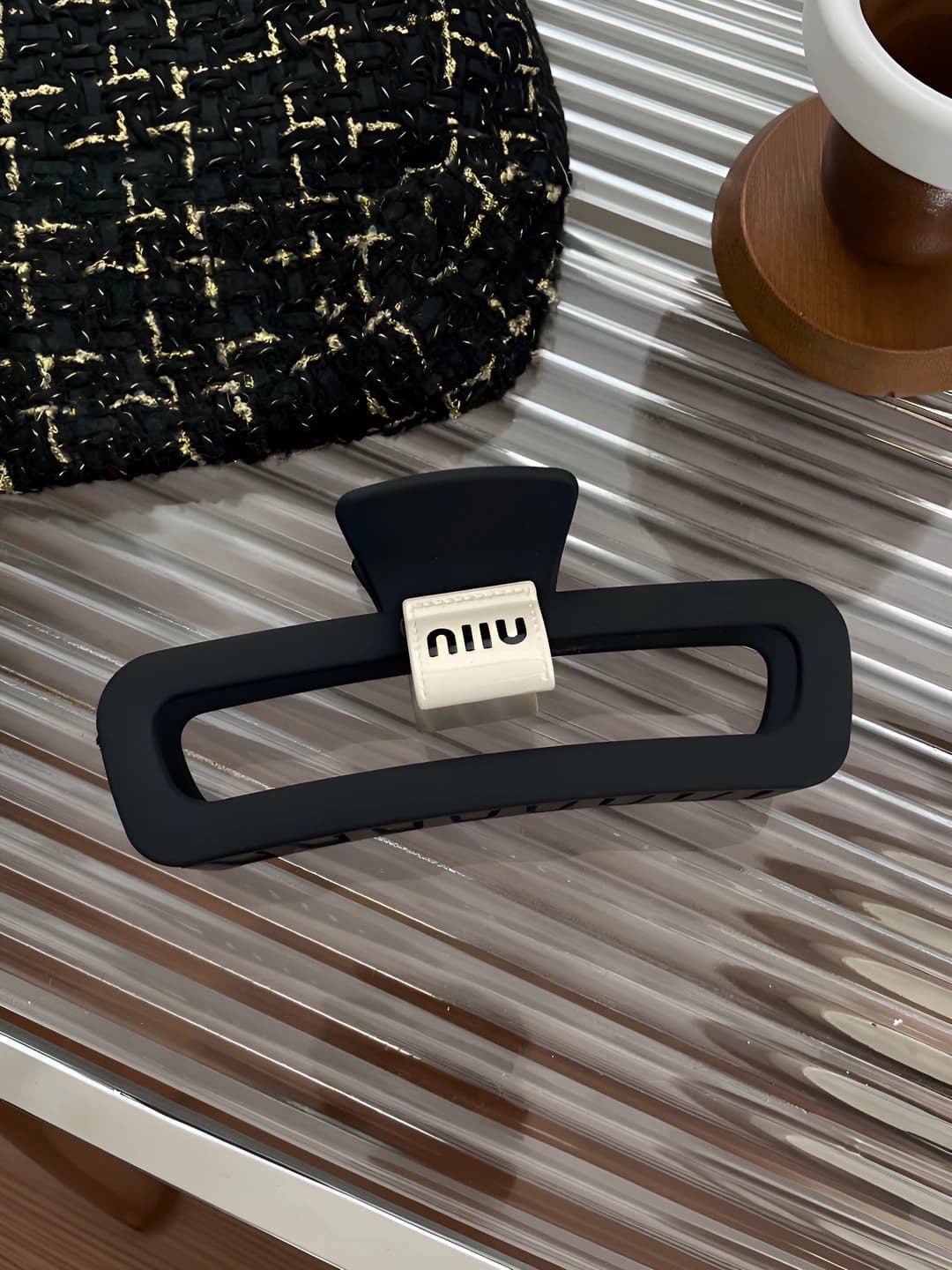 Oval tag, matte black, 13 cm