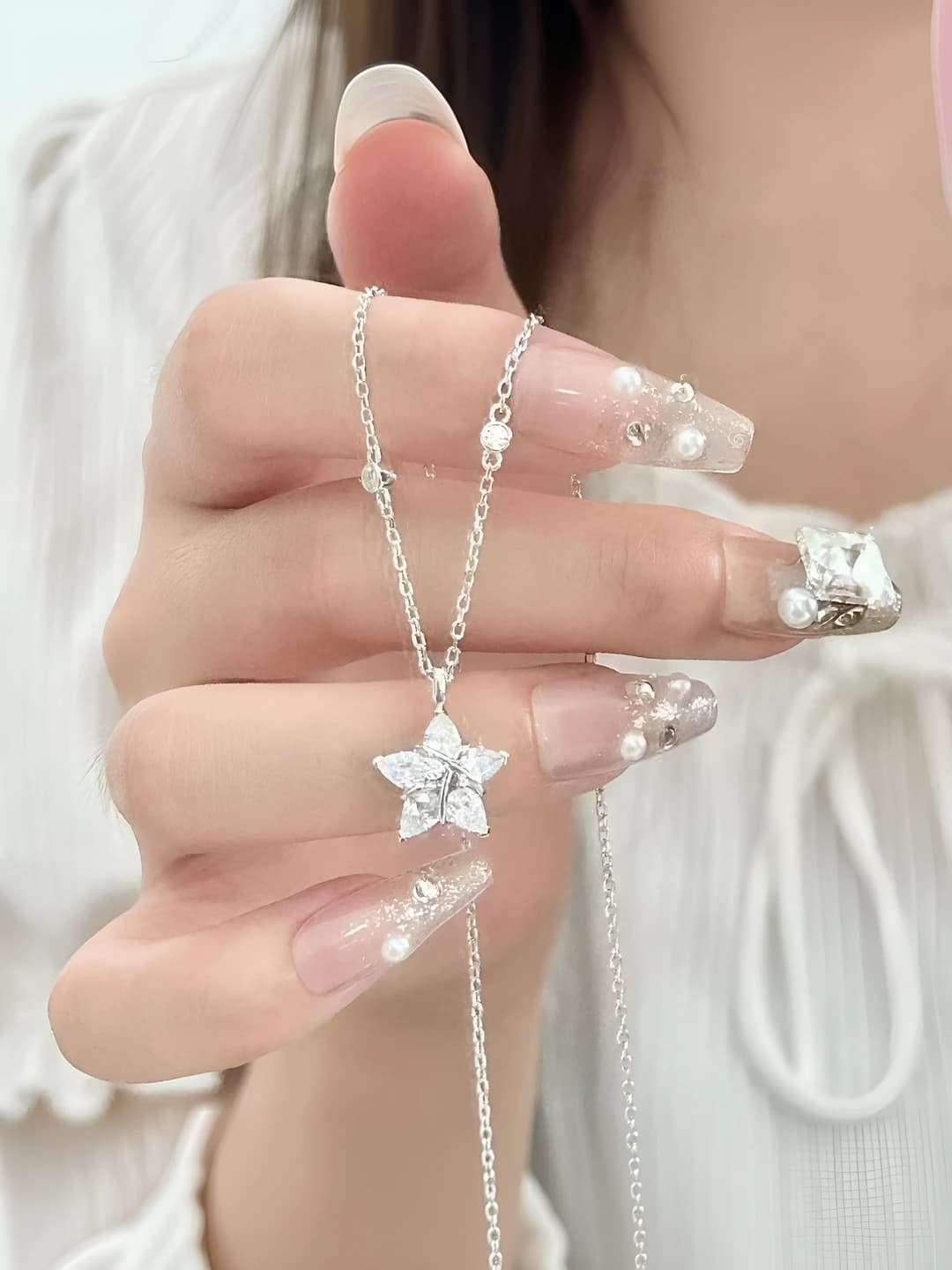 Серебряная пятиконечная звезда ожерелье