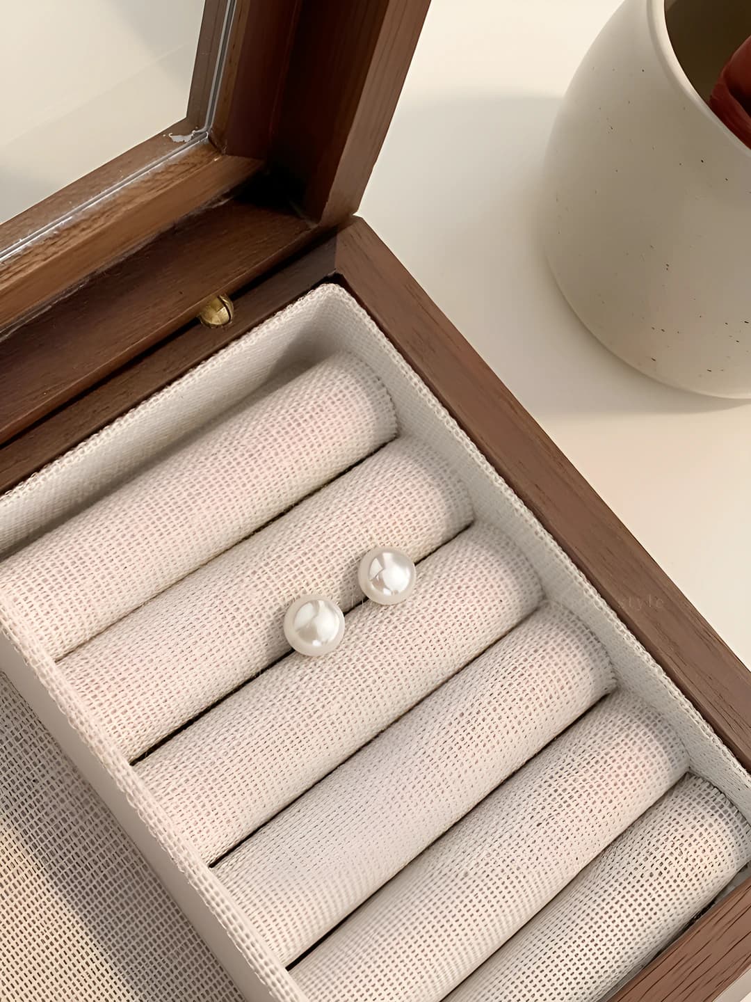 8 mm round pearl studs