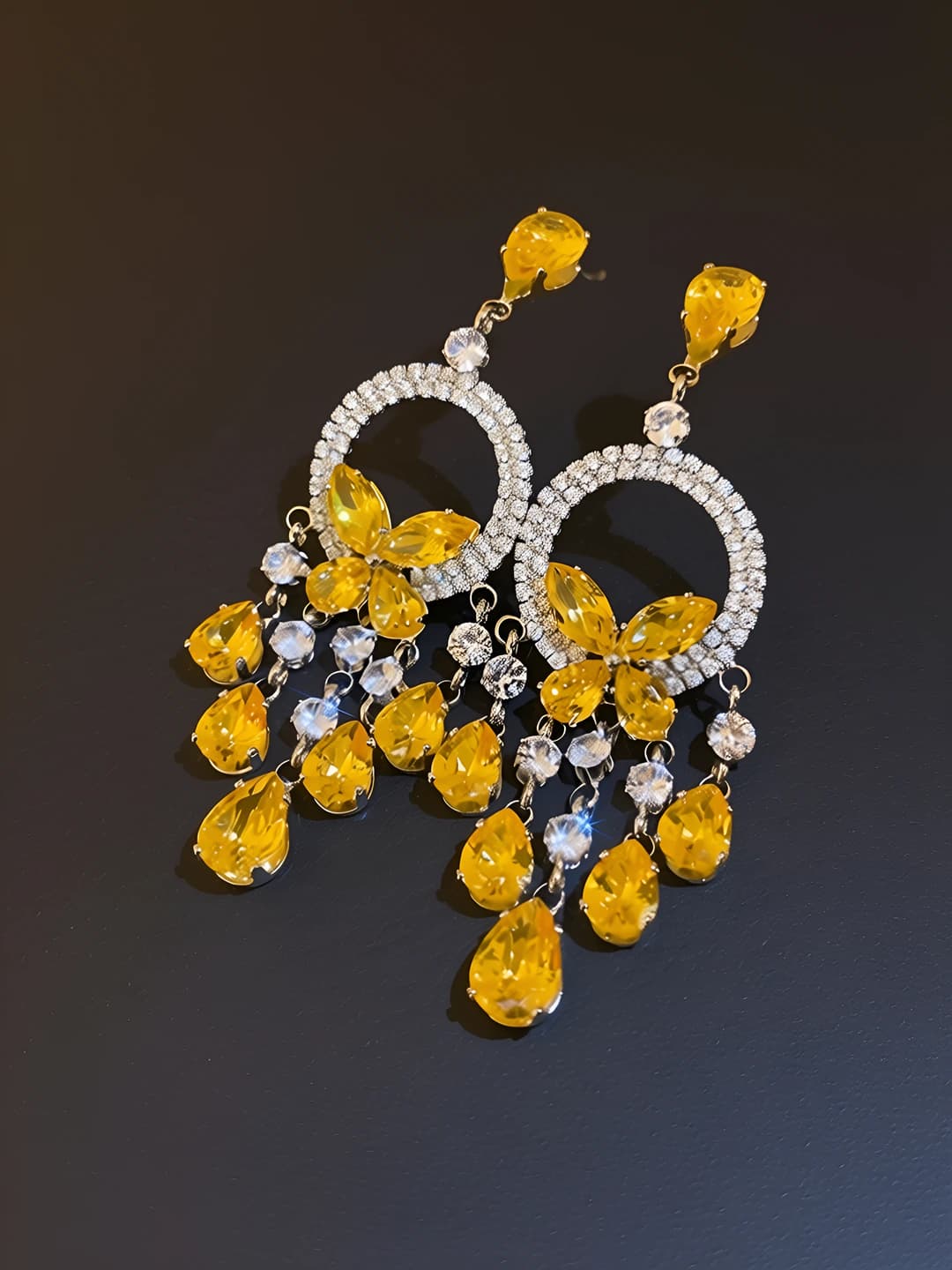 Silver post, Silver, Yellow