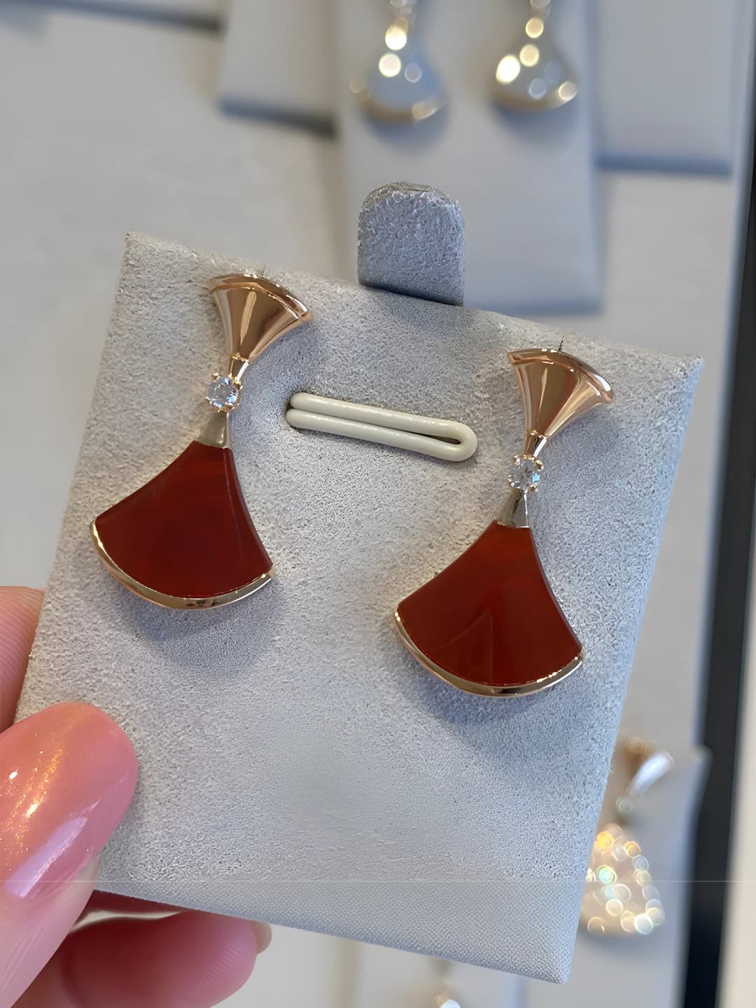 Rose gold + red agate