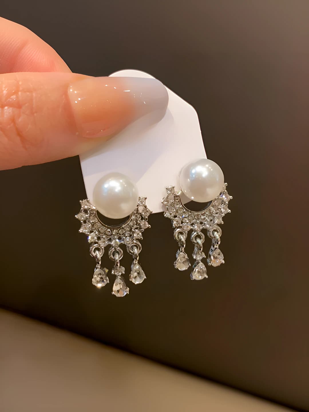 Silver post - Silver - White