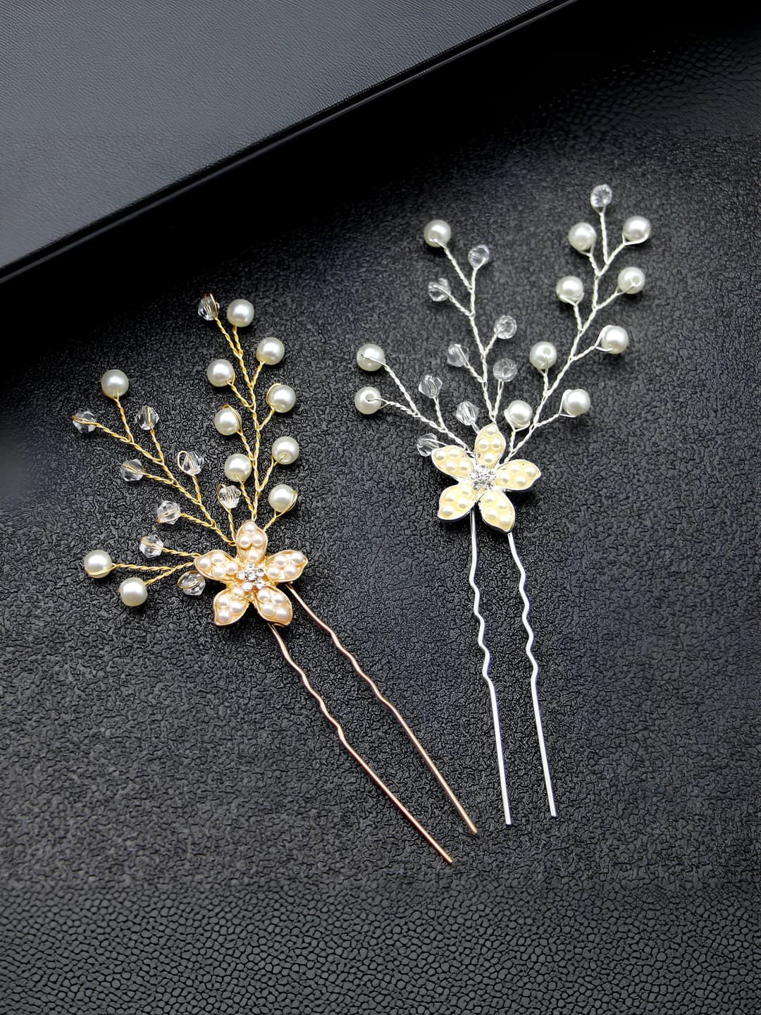 Women's hairpins and bobby pins: U-shaped handcrafted hairpins with white pearls and diamonds