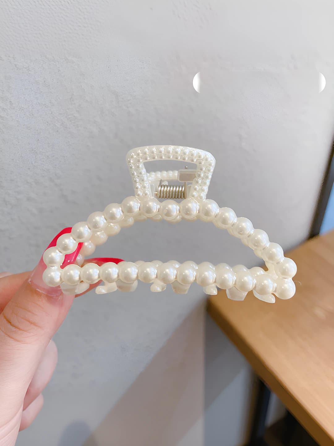 Crescent clip, 8 cm
