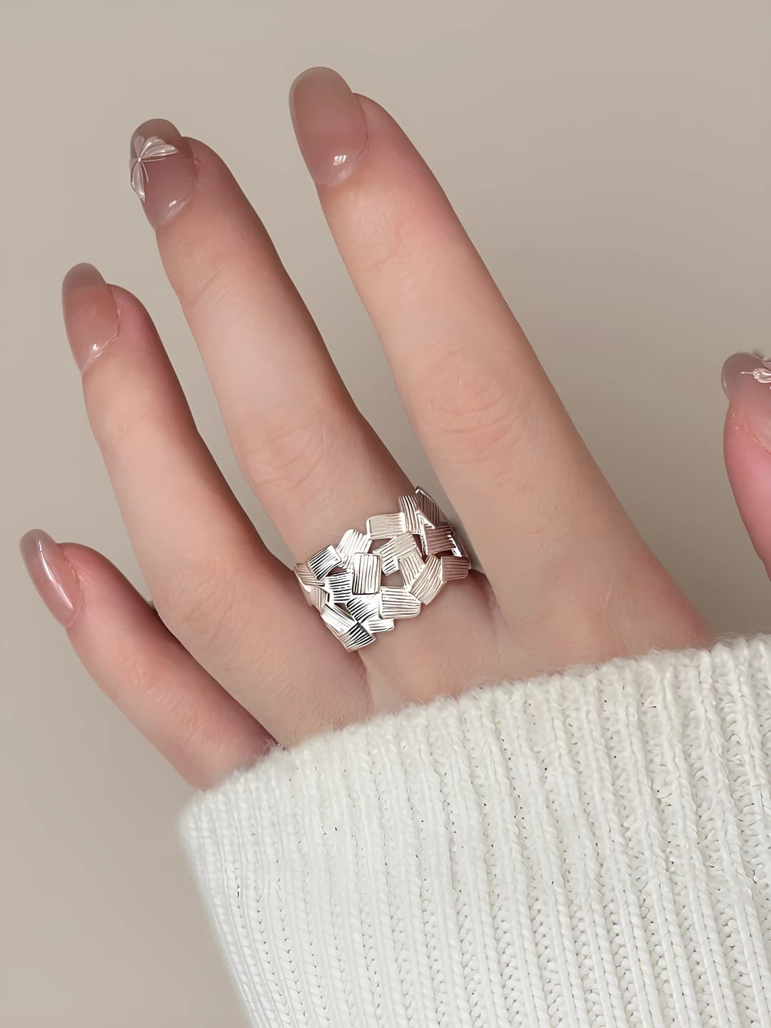 Women's geometric open ring, unique design element