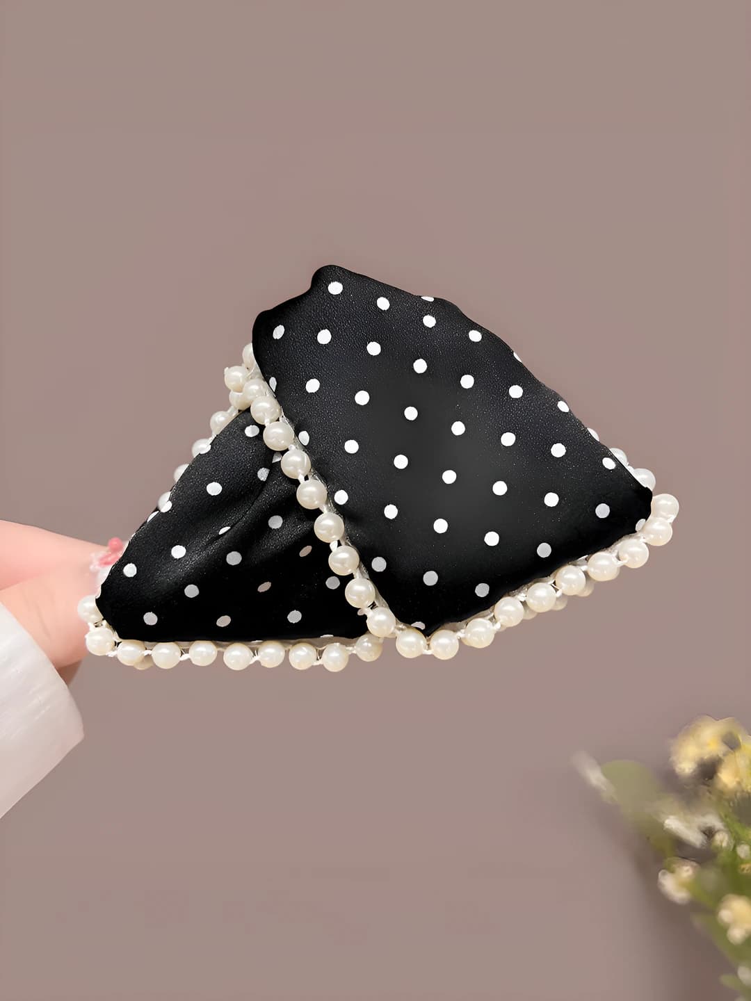 1# Pearl polka dot claw clip 13cm