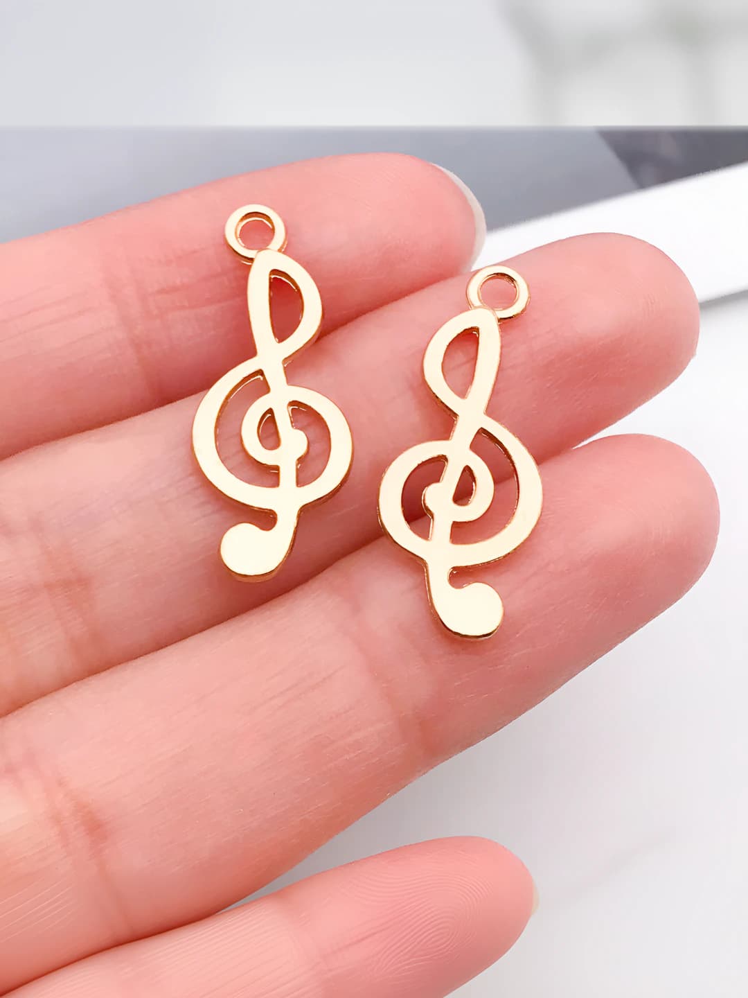 1 dona musiqa notasi 10x26mm-1g-18260