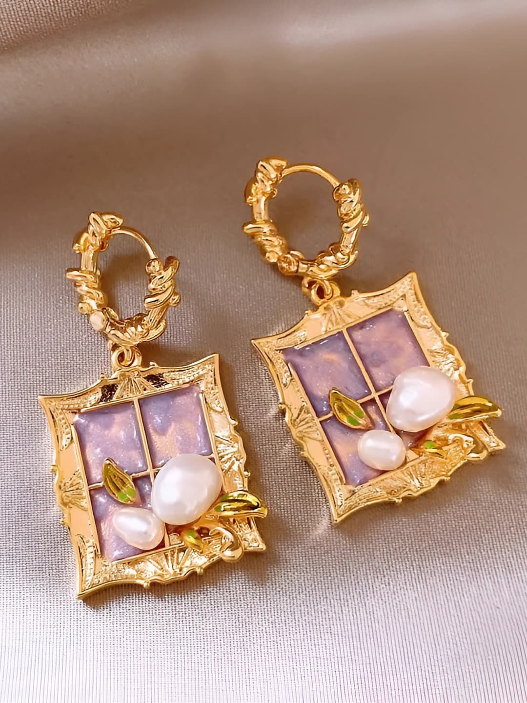 1# Ear clip-Gold-Purple