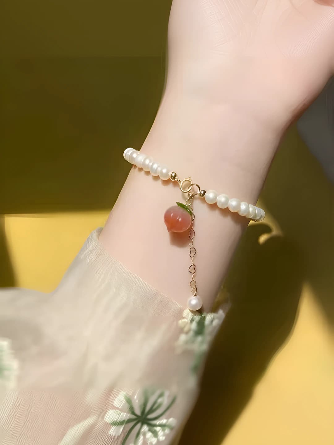 Sweet peach bracelet