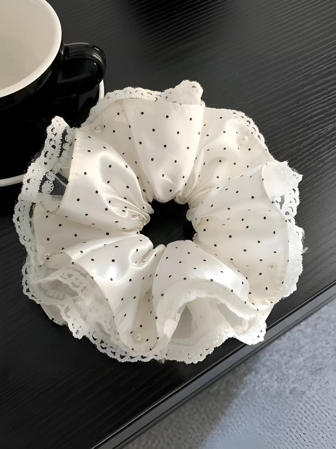 Black & white polka dot 4 layers satin lace pearl 17 cm