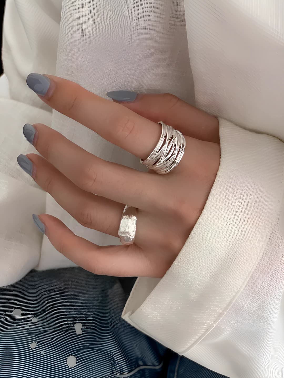 Women's ring with geometric lines, matte, open