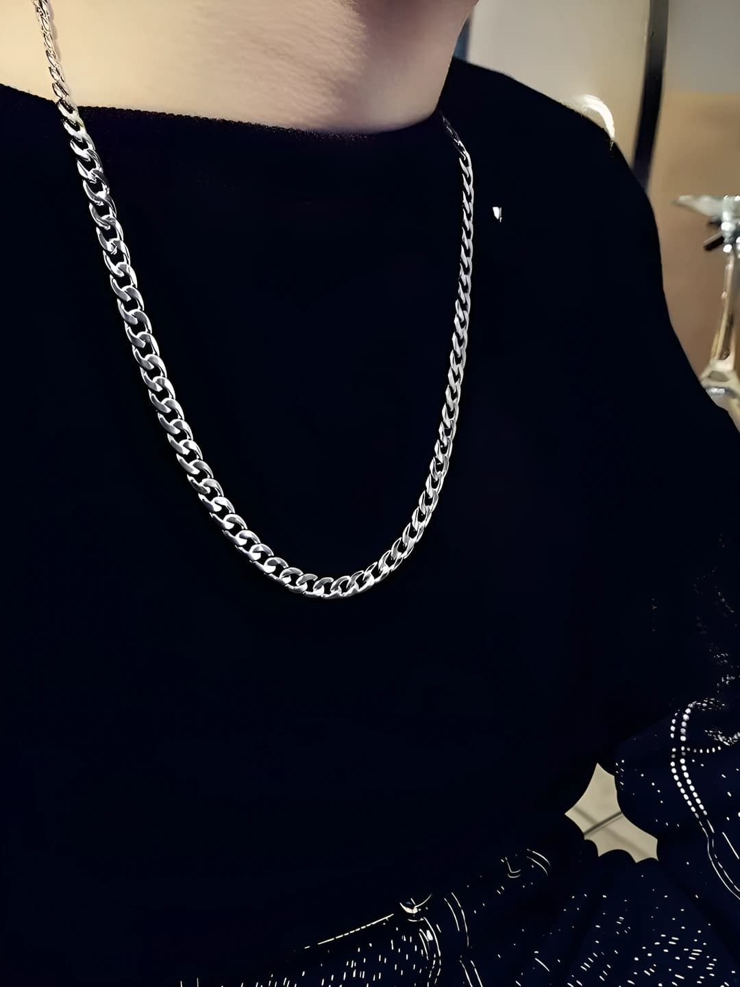 Women's Cuban link chain: zinc alloy, handmade, geometric design element, 41-50 cm