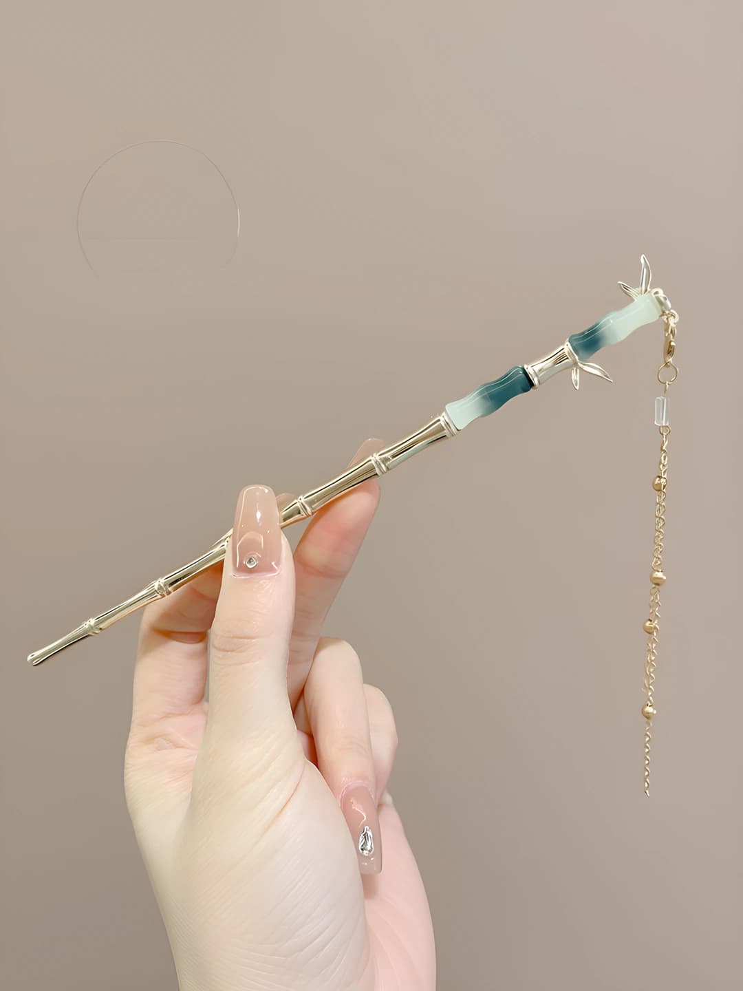 9# Bamboo tassel gold (in bag)