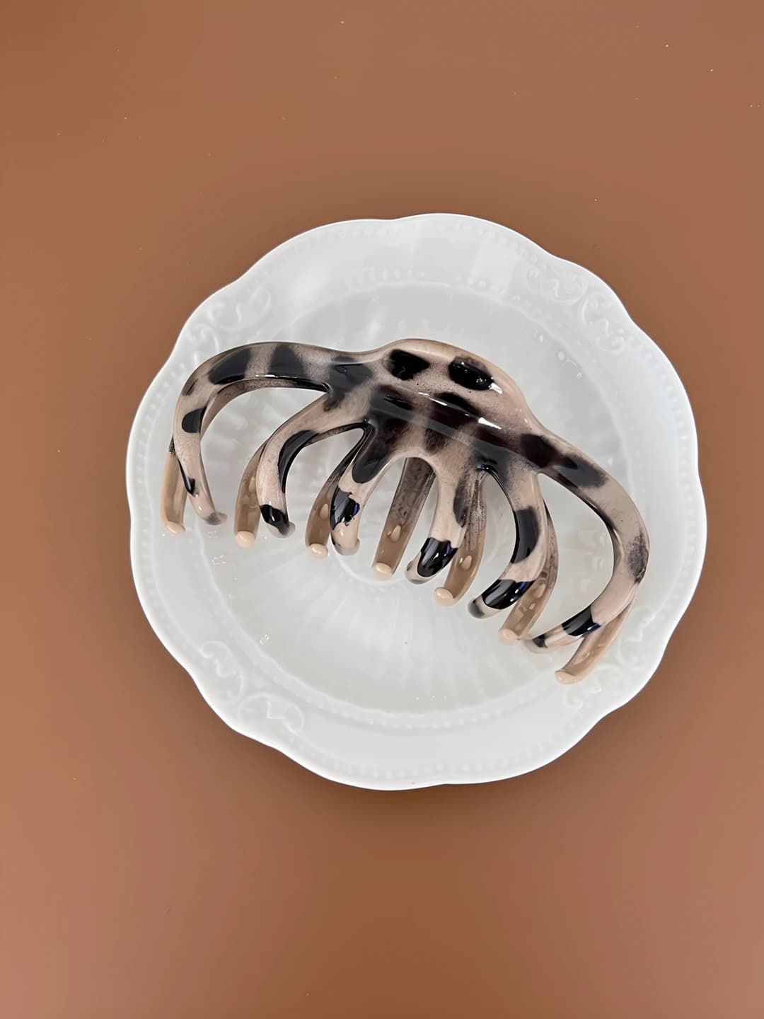 Leopard khaki