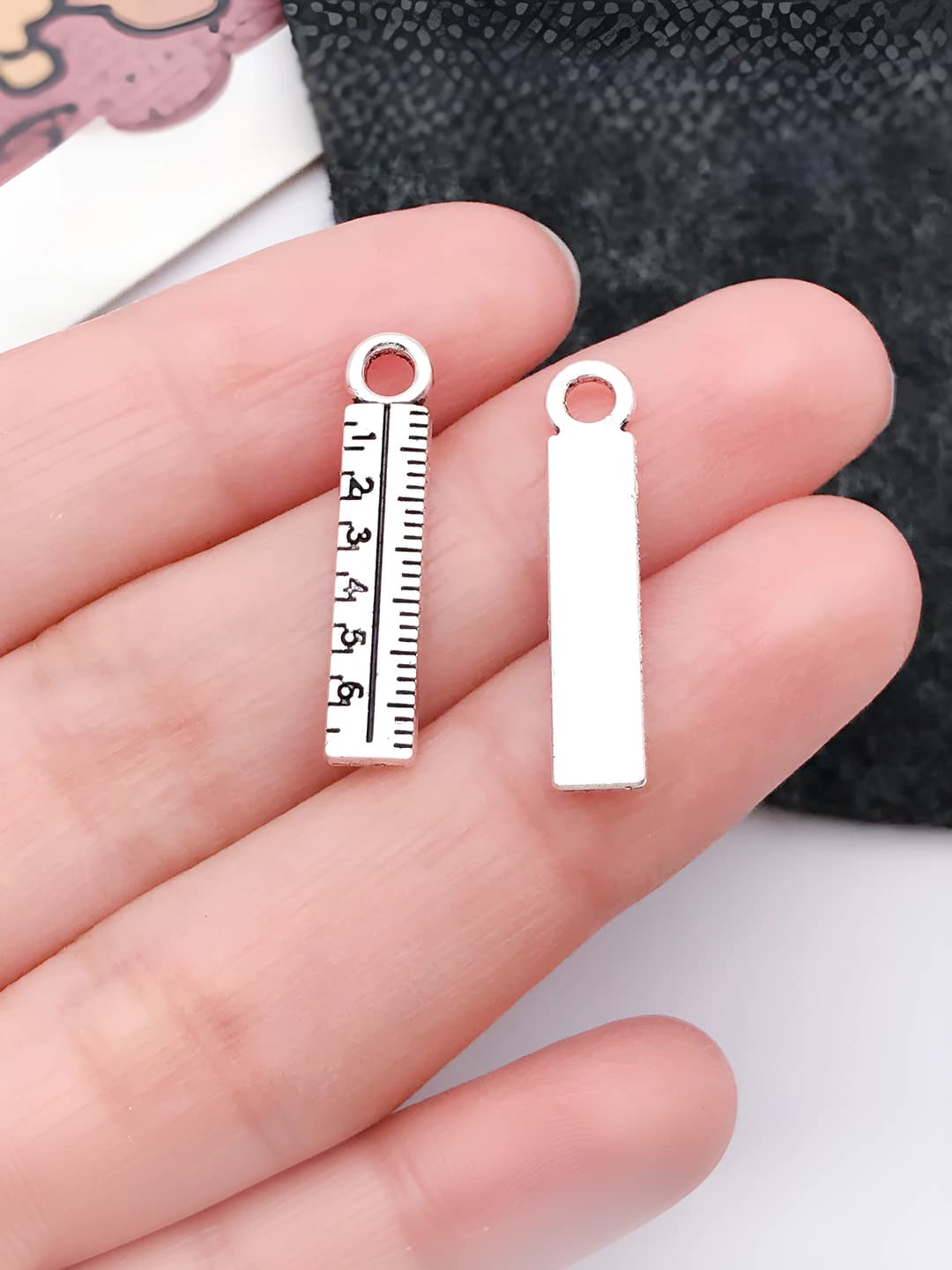 1 dona qadimiy kumush chizg'ich, 5x24mm, 0.8g