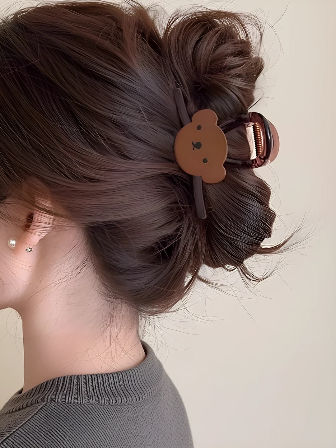 Tea Brown, Medium Bear Clip, 8 cm
