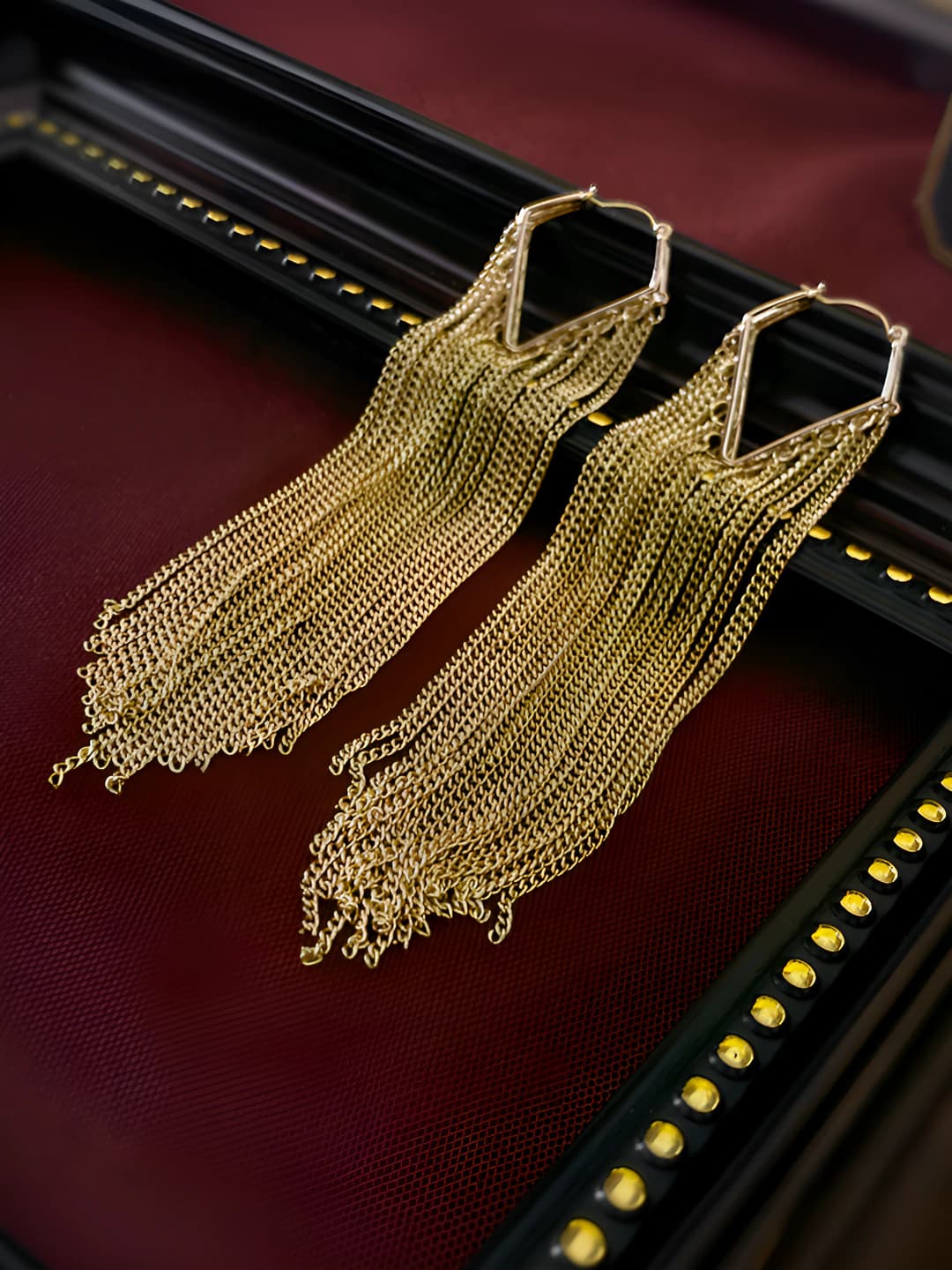 Gold geometric fringe