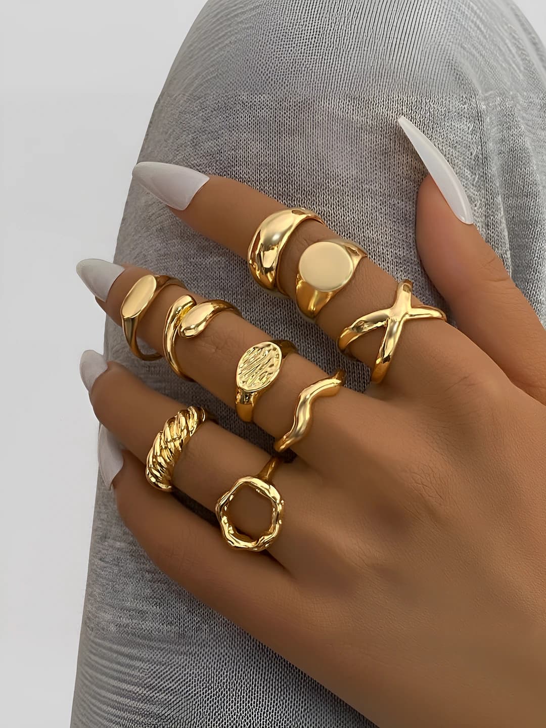 Women's 9-piece geometric alloy ring set with gold plating, open, smooth surface
