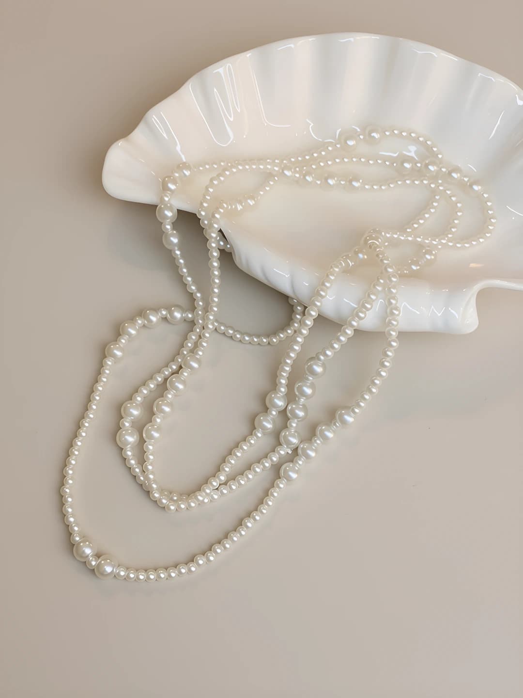 7# Necklace - White