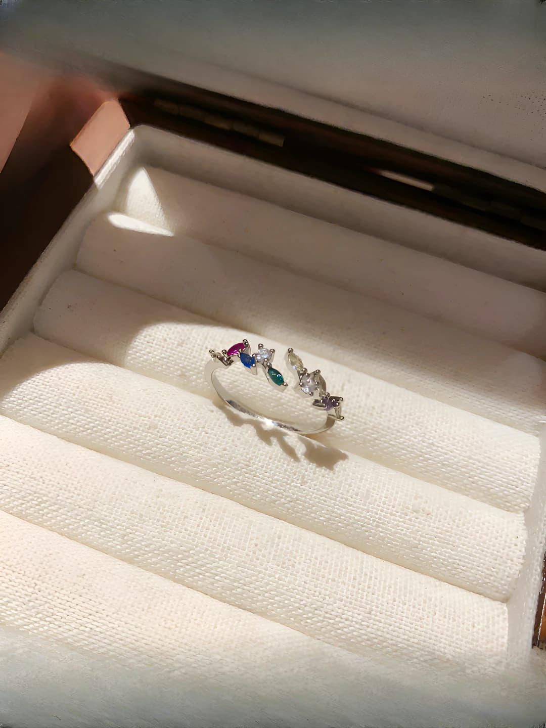 Silver, multicolour, 18K
